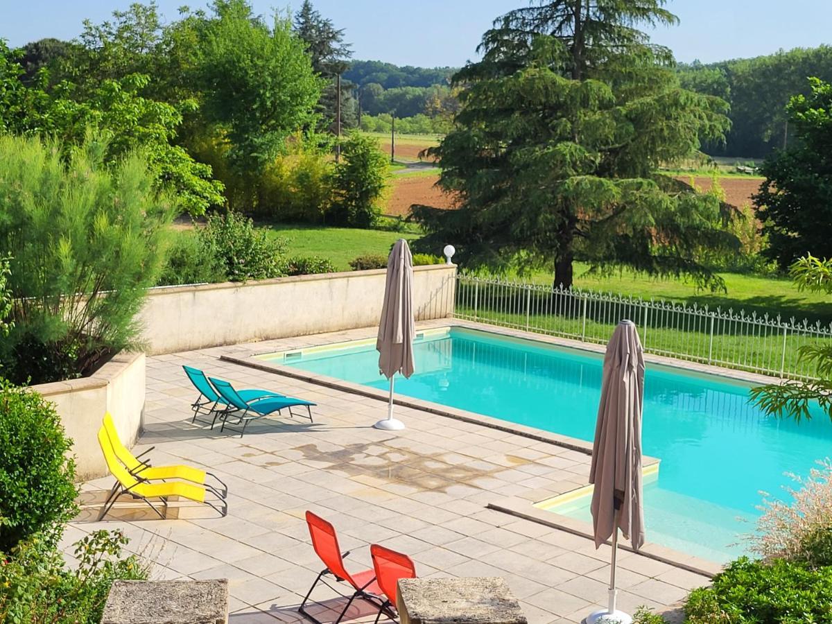Le Clos Des Figuiers - 3 Gites De Caractere Duravel Bagian luar foto